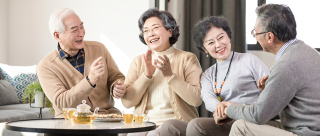 摄图网_501168067_wx_老年朋友欢聚喝茶聊天（企业商用）_副本.jpg